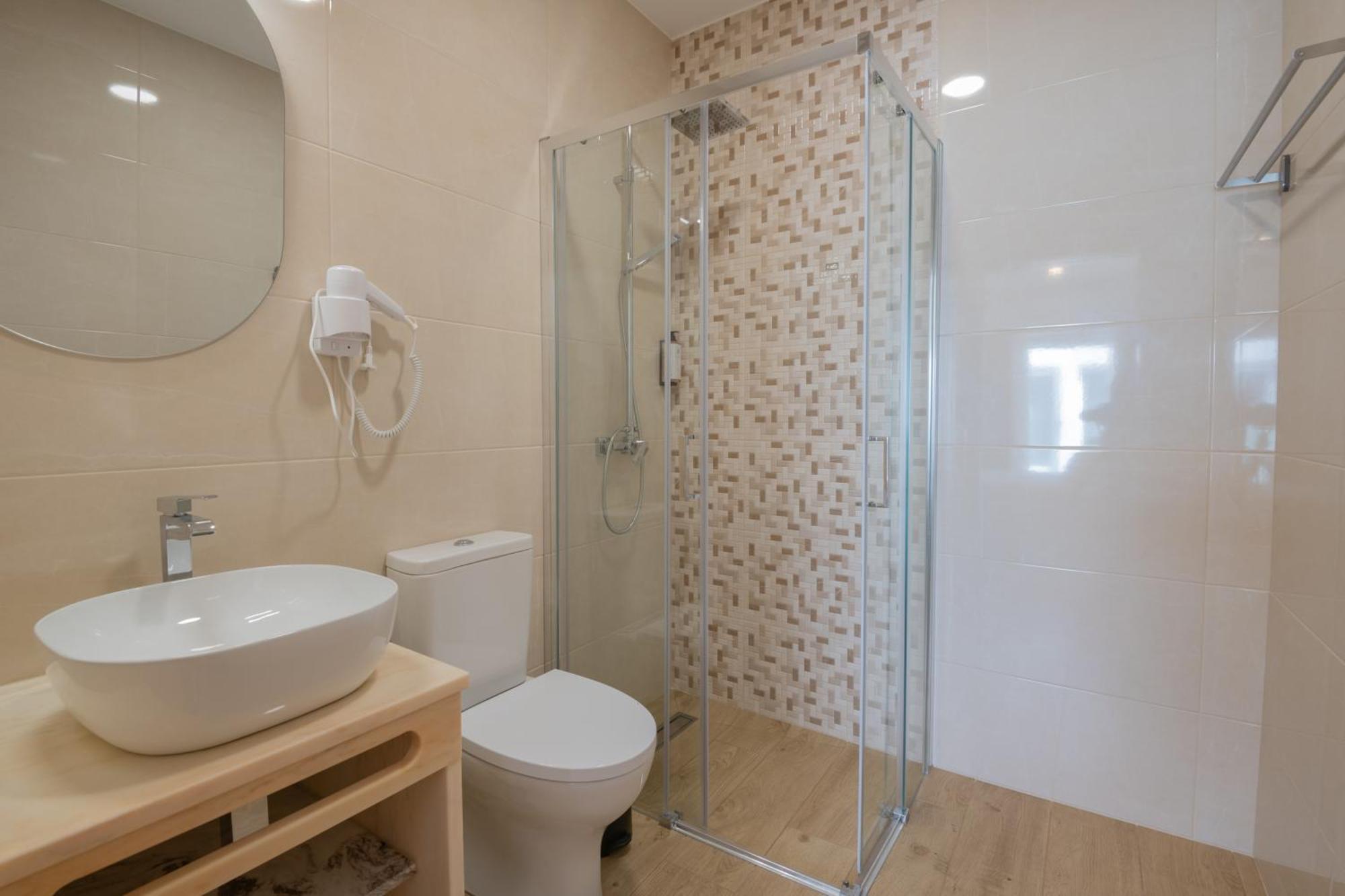 Villa Harbour Rooms & Apartments Вила-Нова-де-Мильфонт Экстерьер фото